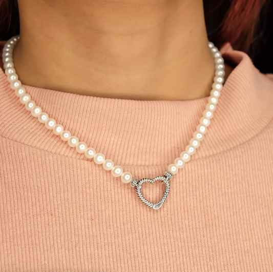 Play Pearl Necklace: Premium Round Pearls